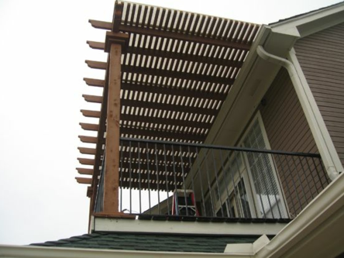 Canopy patio o balcón sombreado de madera