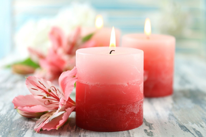 Készíts gyertyát magadnak - ronde, piros gyertya, rózsaszín virág, dekoráció