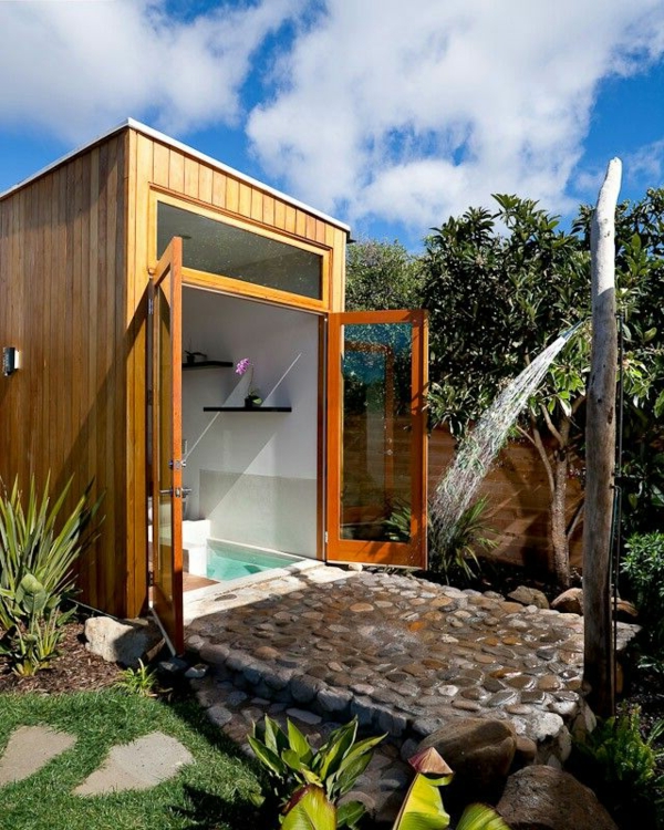 puutarha-sauna, suihku