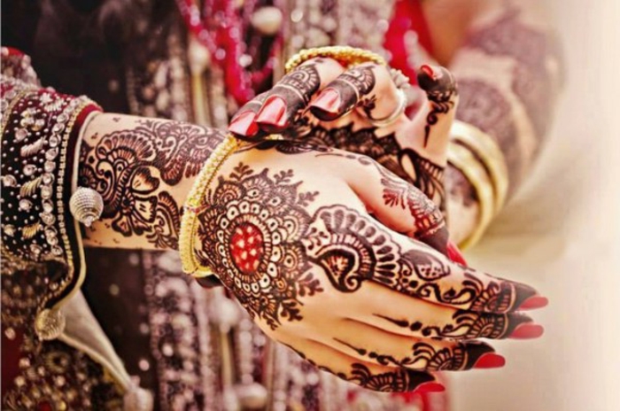 הודי, אישה, מסורתי, קעקועים, חינה, קעקוע, צבע, שחור, אדום, אדום, הציפורן, הודי, תלבושת