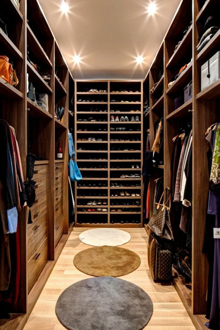 خلع الملابس تحدد غرفة البني-المشي خزانة أحذية الملابس النواحي البساط