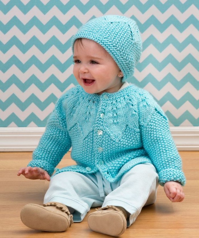 طفل متماسكة سترة زرقاء الحلو مع قبعة