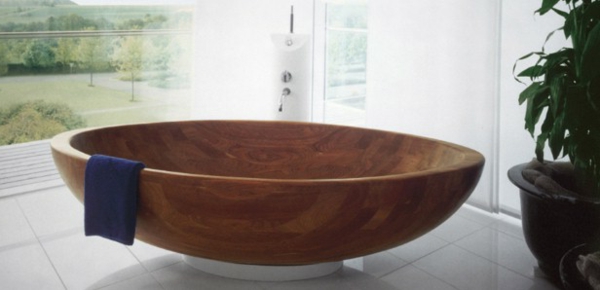 Μπανιέρα Μπάνιο από ξύλο στο μπάνιο