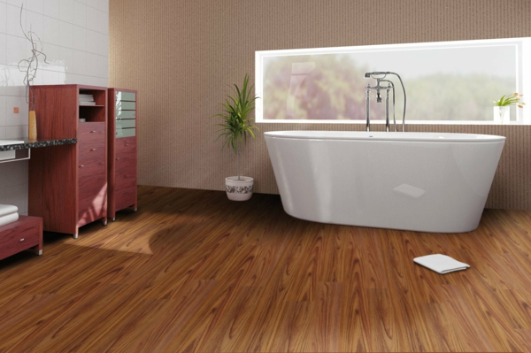 漂亮的浴室设施瓦木的样子