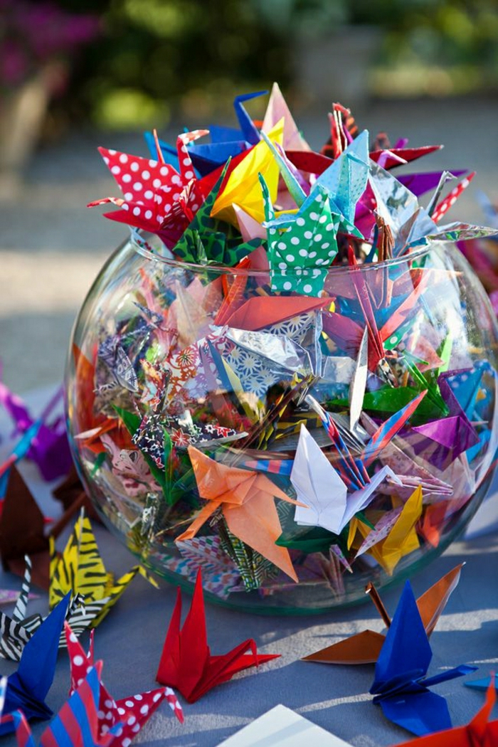 grues origami boule colorée