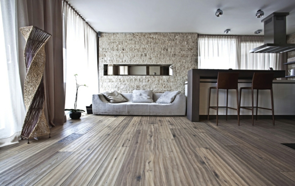 घर पर से एक अद्भुत वातावरण लकड़ी से बना फर्श