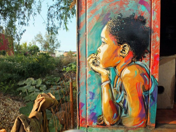 Hermosa-calle-arte de la naturaleza C215 artista de graffiti imagen en el niño