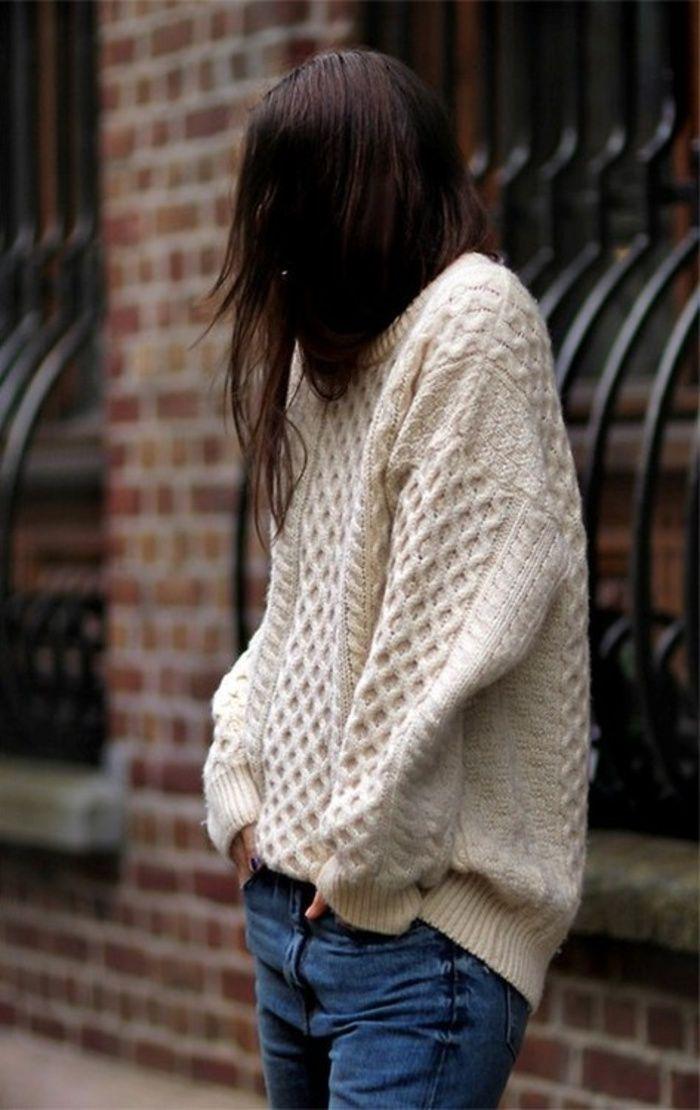 महिलाओं क्रीम रंग आयरिश बुनाई पैटर्न जीन्स स्वेटर