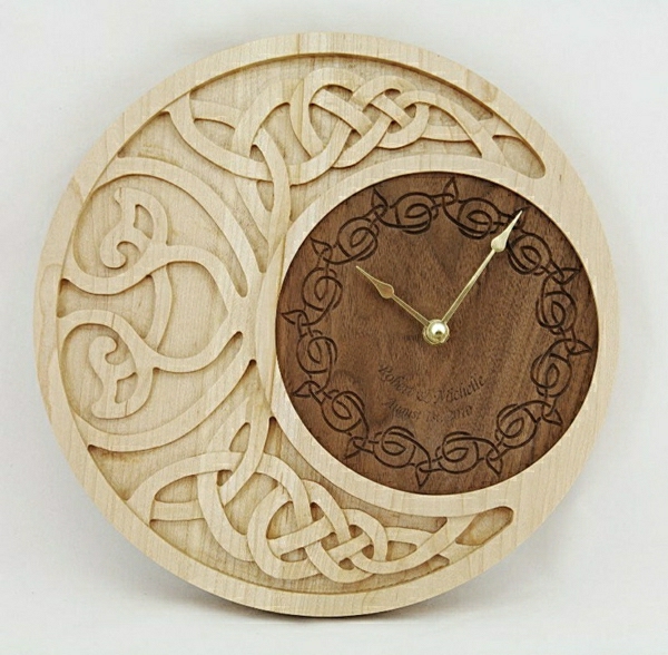डिजाइनर दीवार घड़ी द्वारा-एक-मूल-Wanddeko लकड़ी से बना