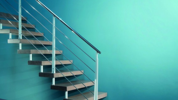 Cantilever-escalier en pierre petit à petit bleu-mur-super-design