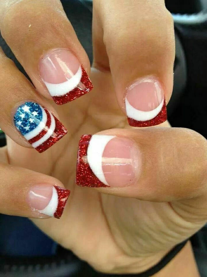 Las uñas de gel bandera americana inspiración