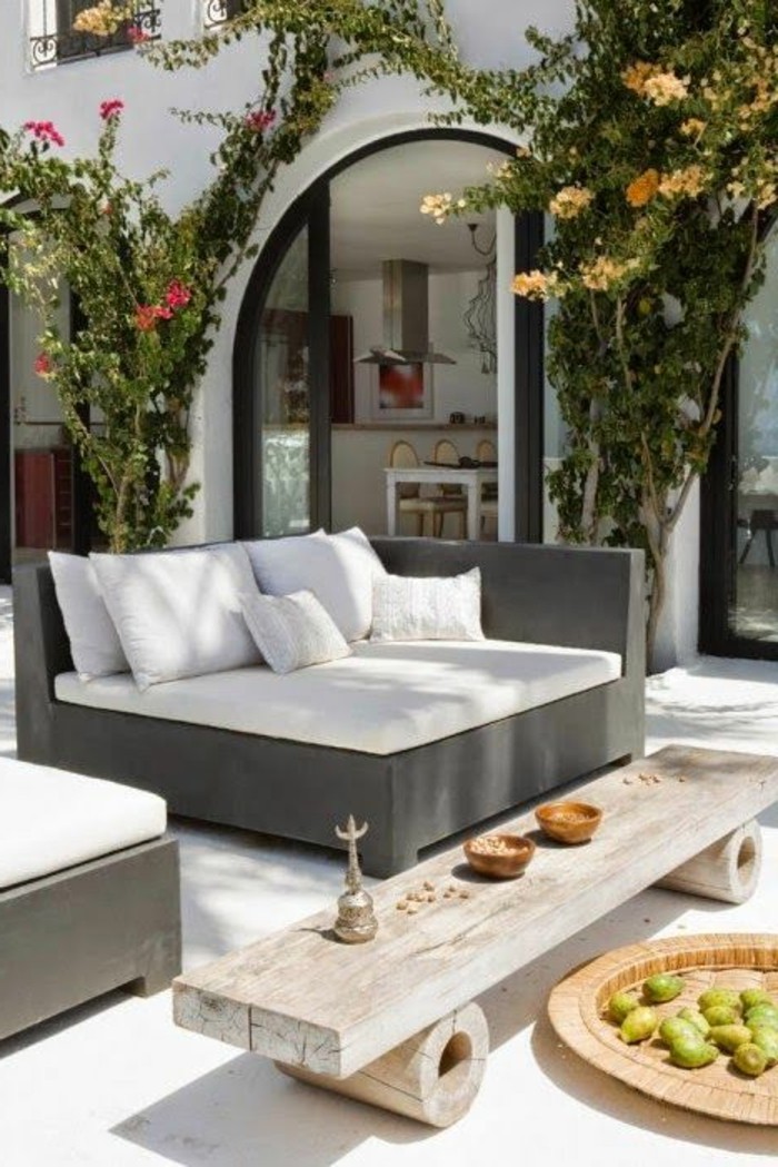 Ideas de diseño de jardines-moderno-café-mesa de madera