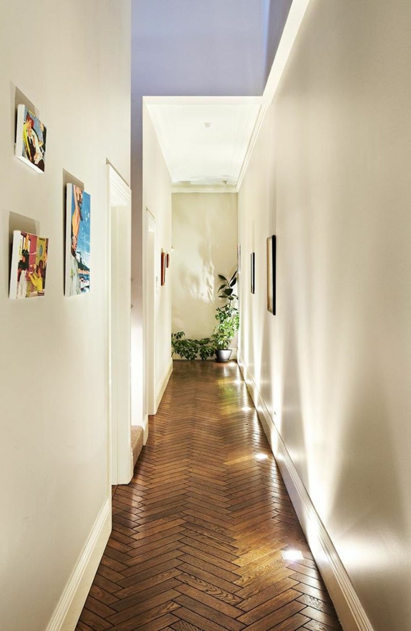 idées de design d'intérieur Parquet en bois dans le couloir