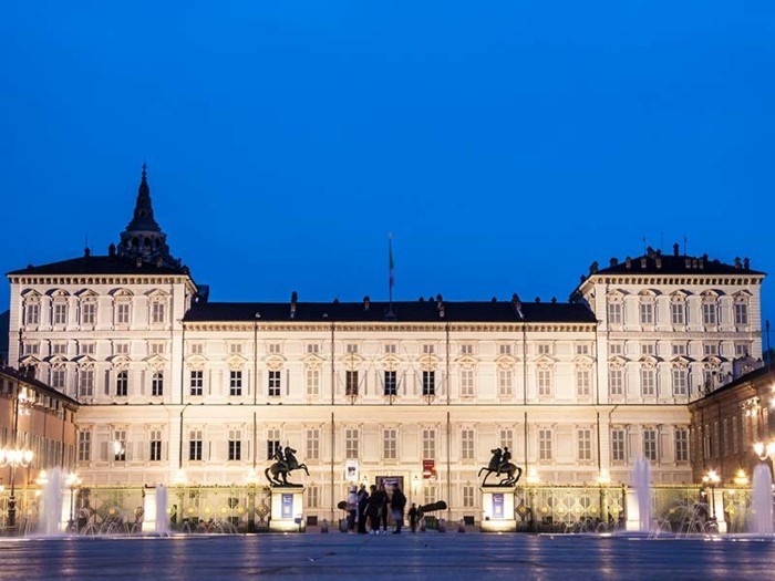 القصر الملكي في تورينو، إيطاليا والباروك عصر الهندسة المعمارية والفن