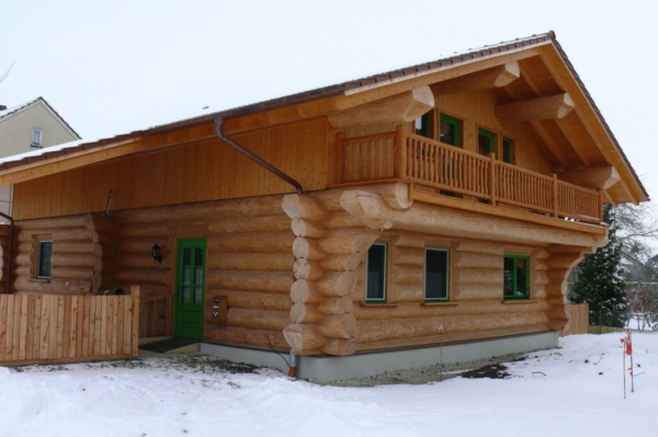 -Kanadisches-الخشبية من الخشب في الثلج