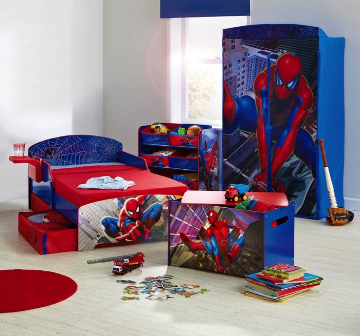 Τα παιδιά κάνουν-Spider-Man-εμπνευσμένο νηπιαγωγείο