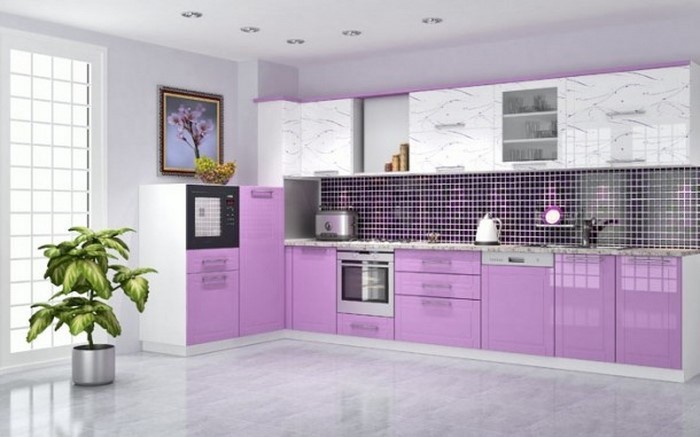 cocina-en-púrpura-set-a-una excepcional decoración
