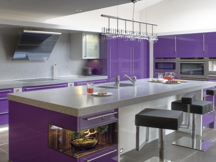 cocina-en-púrpura-set-a-creativa-equipo