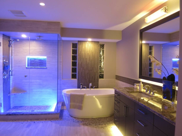 LED осветителни тела - ултра-страхотно интериорно проектиране в банята осветителни тела за тавани