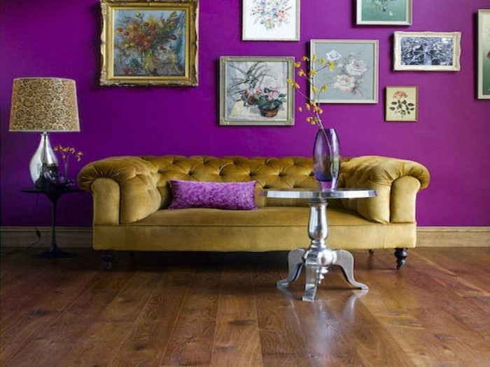 Púrpura-habitación y muchos-imágenes