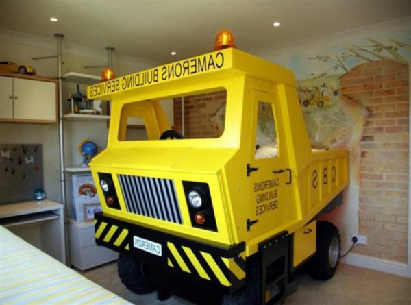 Idées lit camion Nursery jaune