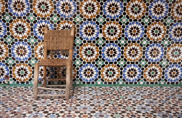 Μαροκινός σχεδιασμός με κεραμίδια