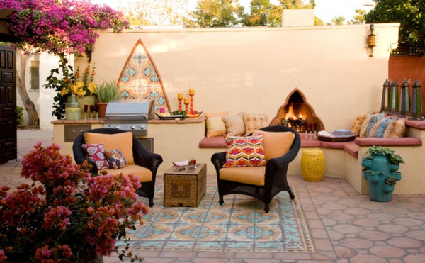 Μαροκινή πλακιδίων σχεδιασμός για την βεράντα-κήπο