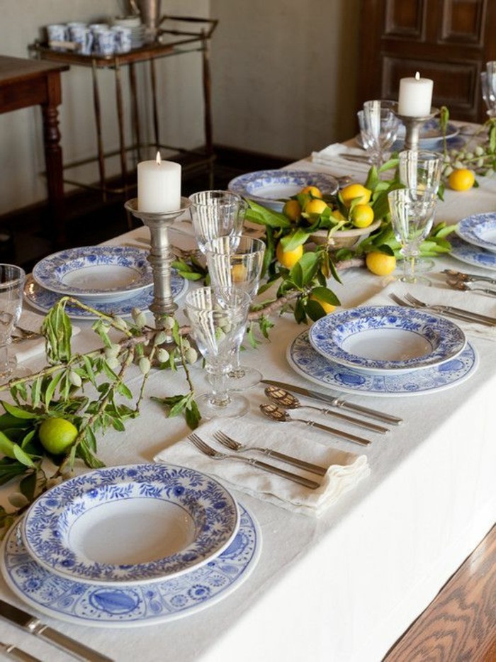 mesa mediterránea decoración-con-botones-de-árbol de limón