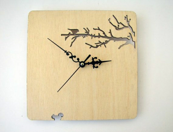horloge avec super beau mur Design moderne et du bois