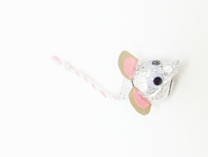 קמטי עכבר אוריגמי נייר