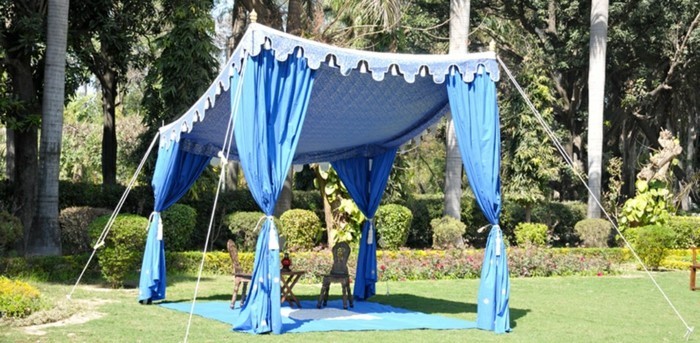 אוהל המפלגה עם וילונות מזרחי-כחול