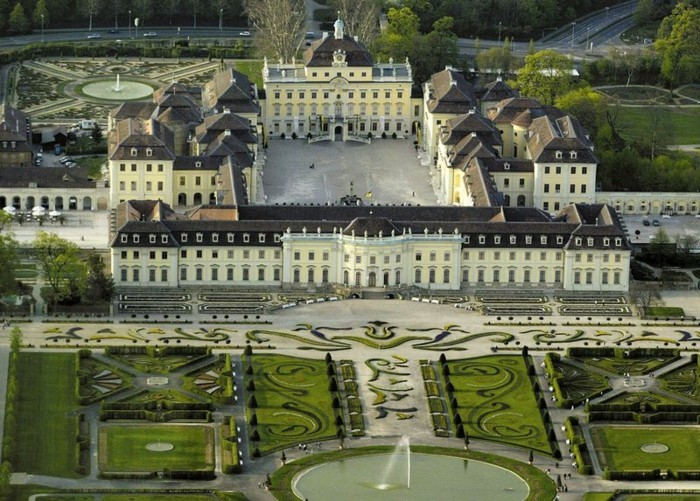 الإقامة قلعة ودفيغسبورغ-مجيد العمارة وضع الباروك