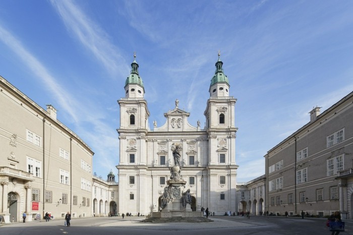 Salzburgin katedraali-ainutlaatuinen-barokkiarkkitehtuurista