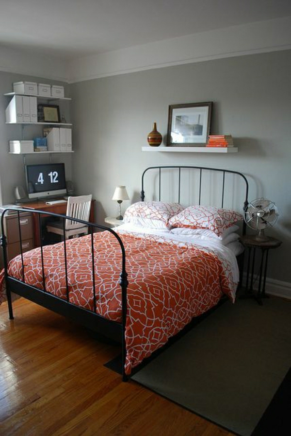 Hálószoba-könyvek számítógépes szürke-narancssárga-ágynemű Fan