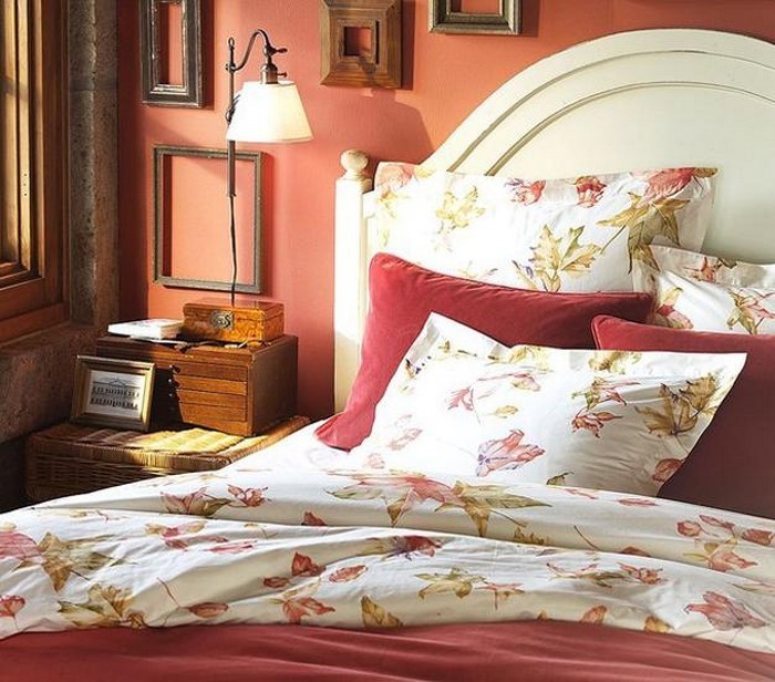 बेडरूम रंग एक आकर्षक डिजाइन