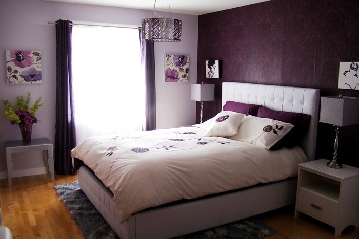 Makuuhuone-violetti-A-moderni-muotoilu