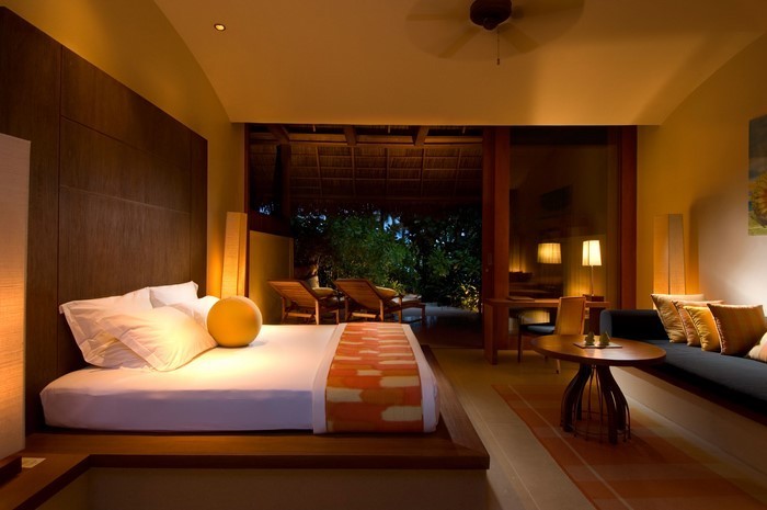 बेडरूम-नारंगी एक आधुनिक Еinrichtung