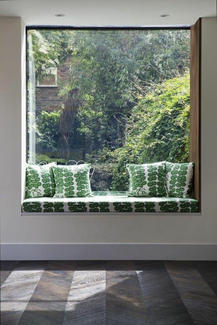Σαλόνι-on-περβάζι-πράσινα μαξιλάρια