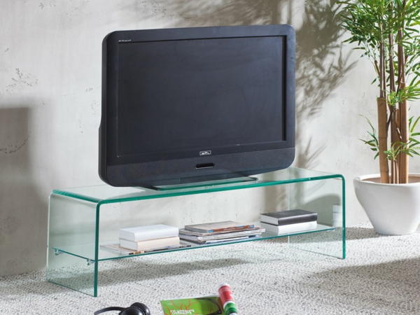 -TV table Fernseregal-de-verre moderne idée-pour-le-salon