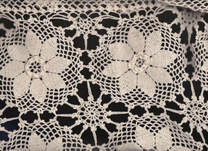 crochet instruction en Tablecloth 3D