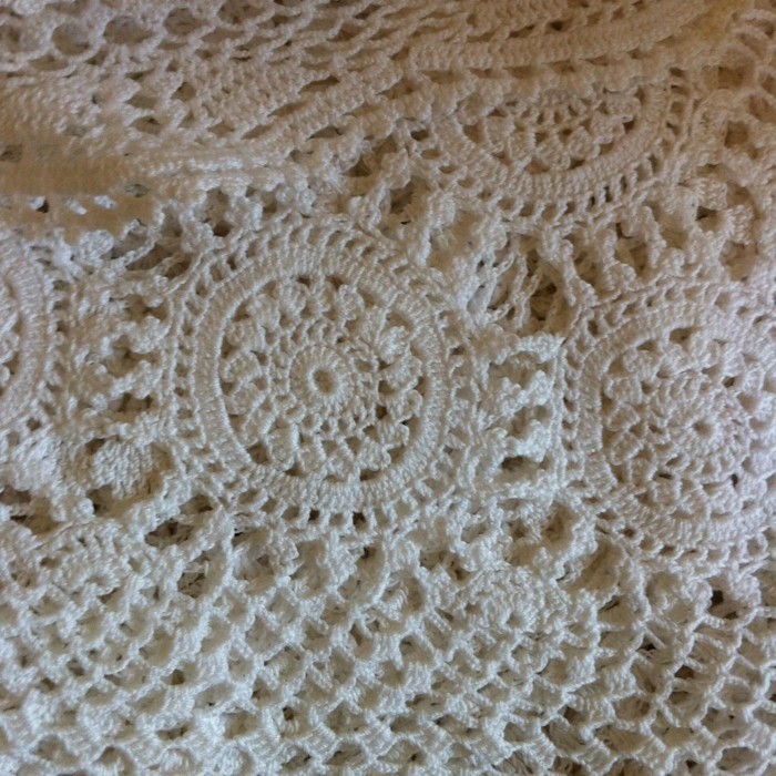 instruction-so-chic crochet Tablecloth