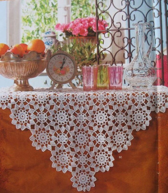 crochet-pour-beau-Tischdecko Tablecloth