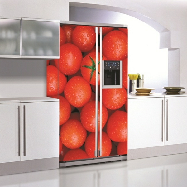 engomada del refrigerador del tomate fresco