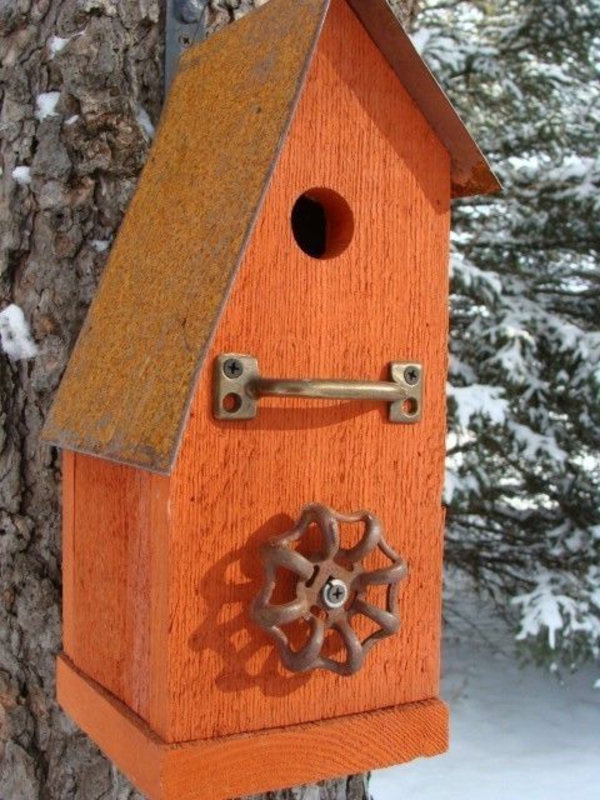 تغذية الطيور منازل من الخشب البرتقالي التصميم الأصلي