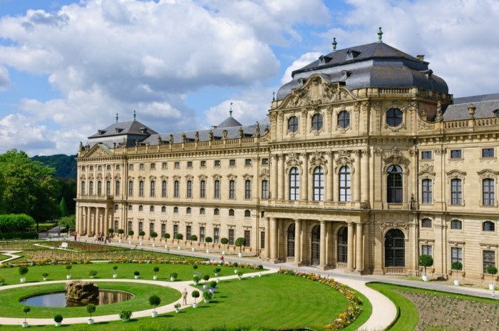 إقامة فورتسبورغ الألمانية-الباروك العمارة ميزات