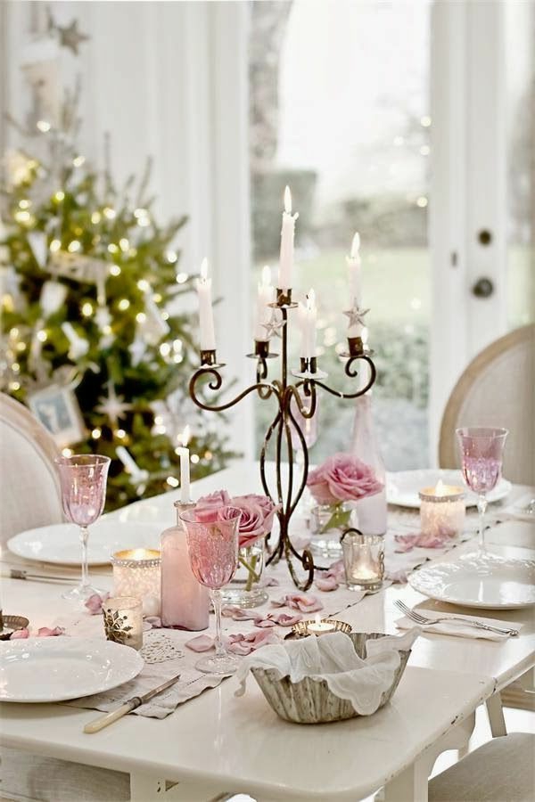 Joulu-by-pöydän --- kaunis tyylikäs-ideoita