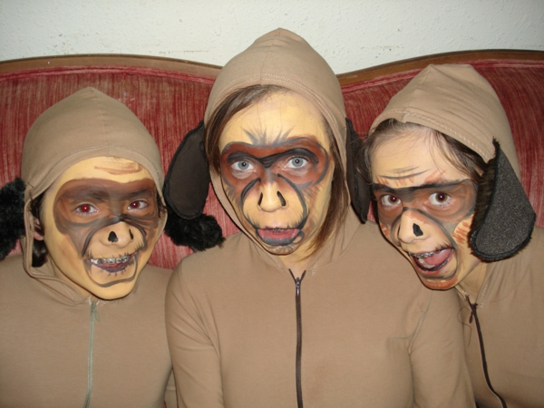 mono-maquillaje-tres-funny-hijos