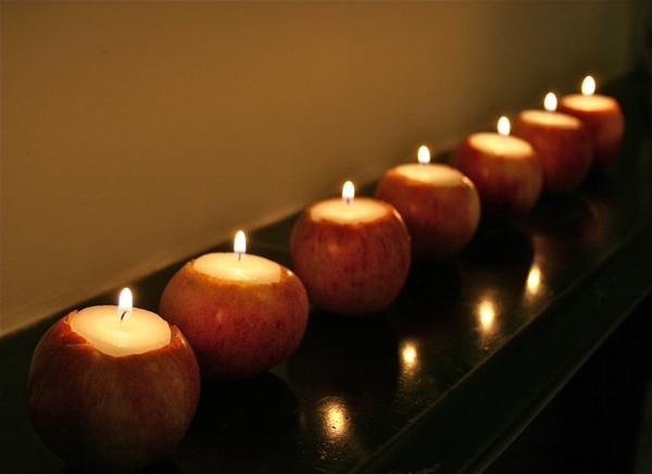 crea una atmósfera romántica de manzana y vela decorativa