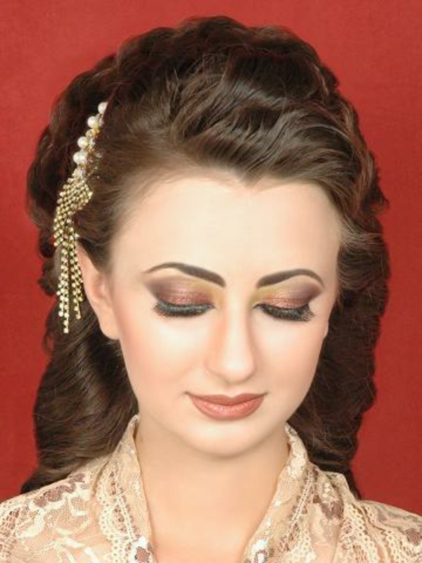 ערבות חתונה ערבית-יפה-מראה חום שיער