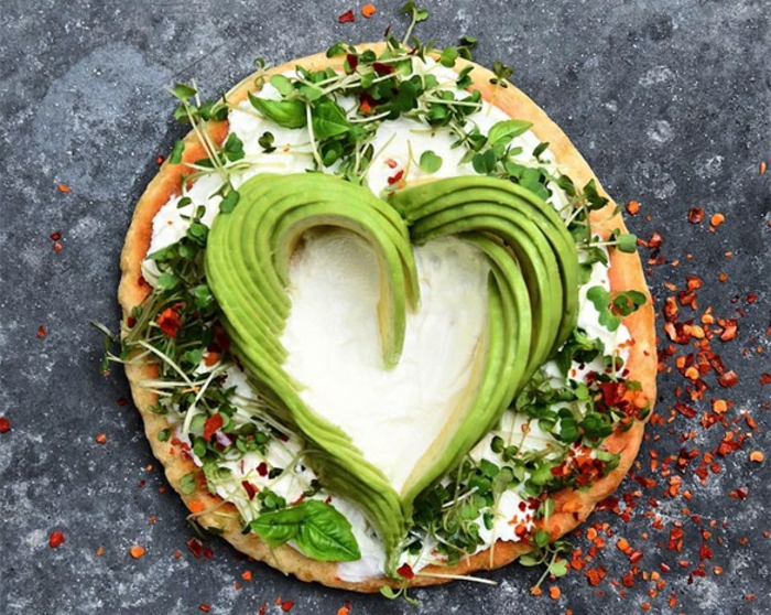 avokádó receptek egészséges pizza krémszínű avokádós receptekkel szív alakú díszítés utánozni